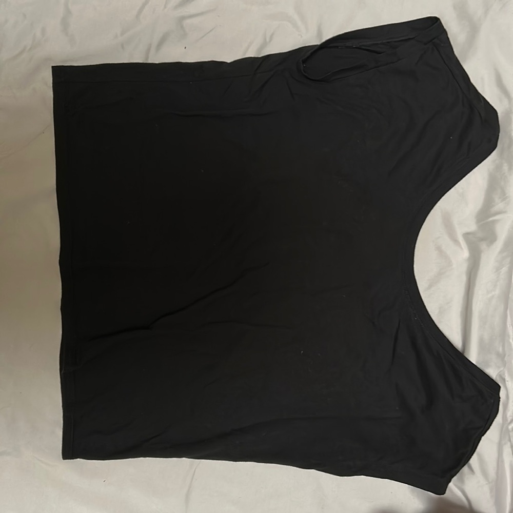 Fabletics Scoop Neck Black T shirt